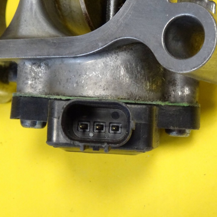 PAPILLON DES GAZ CITROEN C5 2.2CDTI GV13A NR201