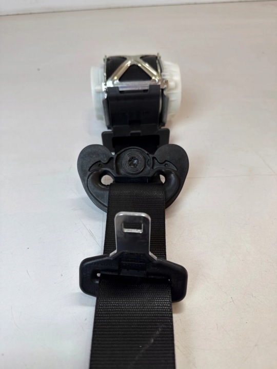 CEINTURE DE SÉCURITÉ AVANT AVANT DROIT BMW F20 F21