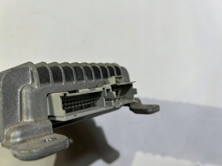 AMPLIFICATEUR MODULE AUDIO BOSE HUMMER H2 2003R-