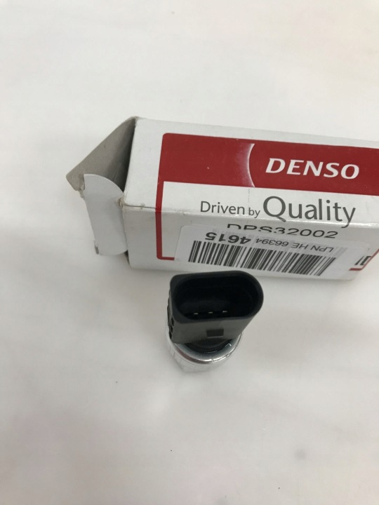 DENSO CAPTEUR PRESSION AUDI DPS32002