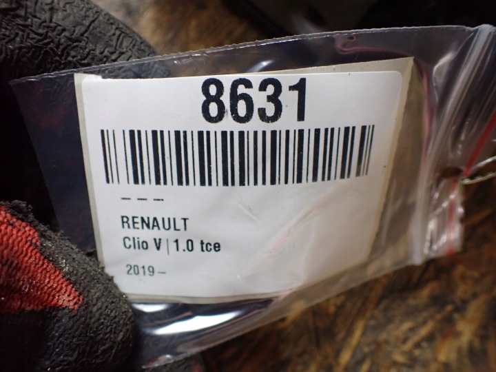 SERRURE DE PORTE GAUCHE ARRIÈRE RENAULT CLIO V 1,0 TCE 2021R 825039554R 8631