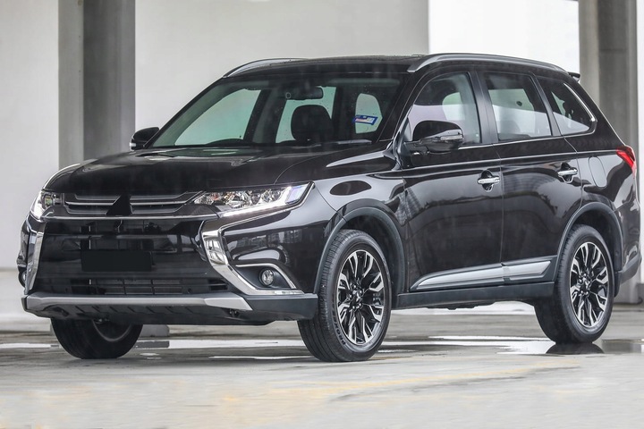 MITSUBISHI OUTLANDER 3 15-21 RESTYLING GUARDABARROS 