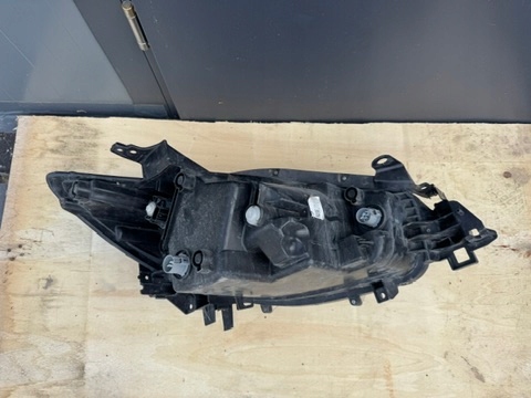PHARE GAUCHE AVANT MAZDA CX5 V KD31-51040
