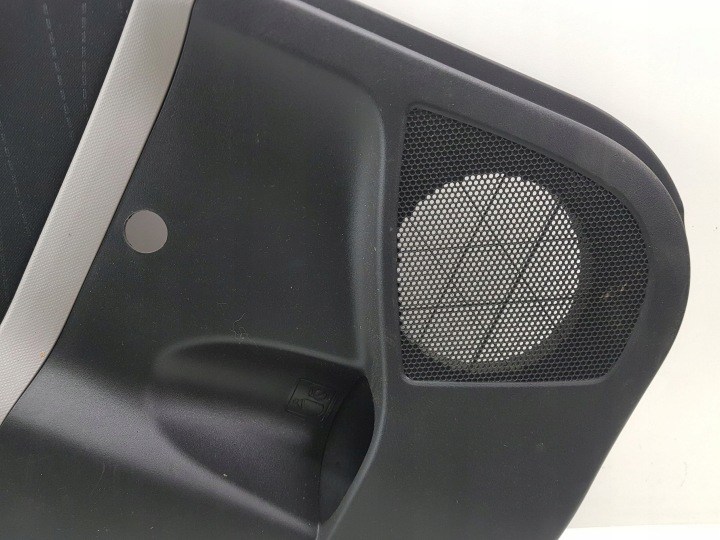 TOYOTA YARIS 2008 COLLECTEUR PORTES ARRIÈRE 676400D390C0
