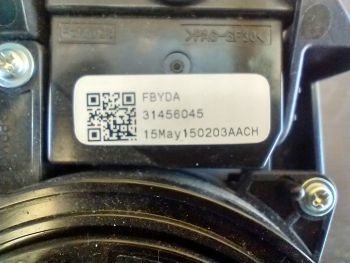 VOLVO V40 II COMMUTATEUR COMPOSITE MANETTES BANDE 31456030 31456042 31456045