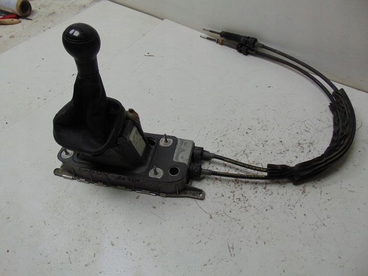 POMMEAU DE VITESSE MÉCANISME DE CHANGEMENT DE VITESSES LINIKI ZMIENY VITESSE 1.9 VOLKSWAGEN TOURAN II 1T0711049BD