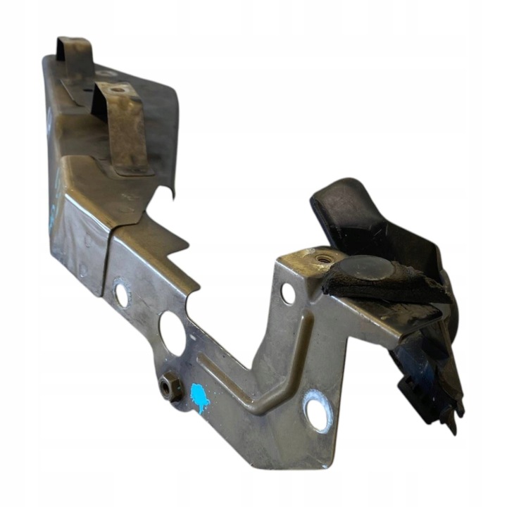 FIXATION GARDE-BOUE GAUCHE AVANT CITROEN C4 PICASSO II 9801669580