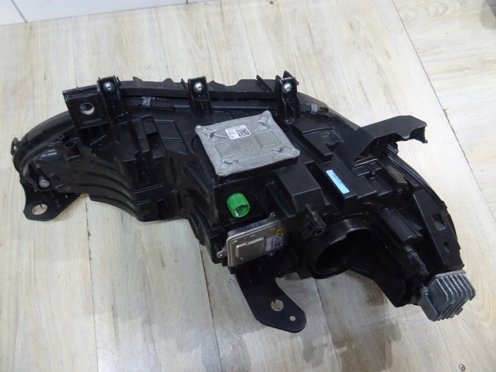 ALFA ROMEO STELVIO PHARE GAUCHE AVANT BIXENON 50552987 LLU