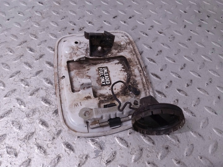 BOUCHON GOULOTTE DE REMPLISSAGE CARBURANTS LEXUS GS 300 350 430 450H 7735030380