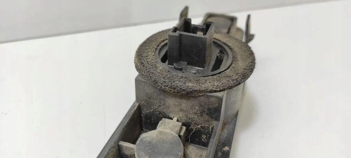 CONTACTS ARRIÈRE PHARES FORD FOCUS BERLINE (DFW) XS4X13N004EC 1.8L DIESEL 2001
