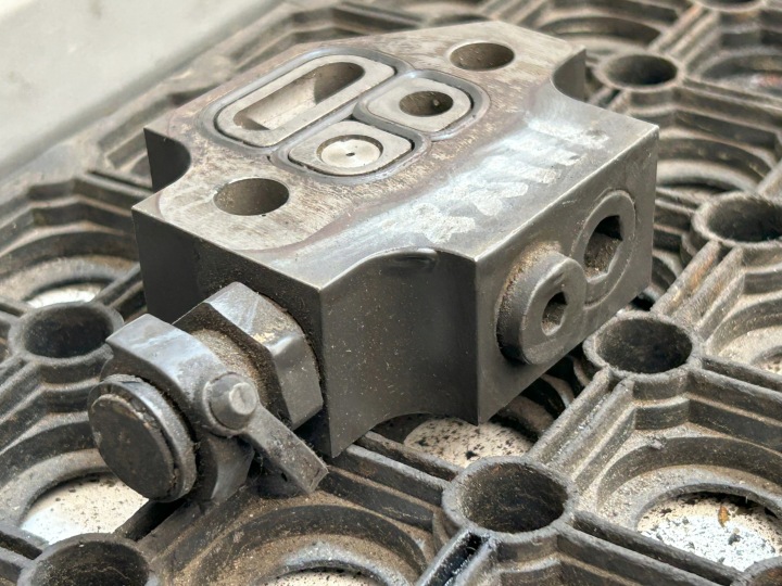 SOUPAPE INVERSE POMPES CARBURANTS VOSS DAF XF 105 1670900