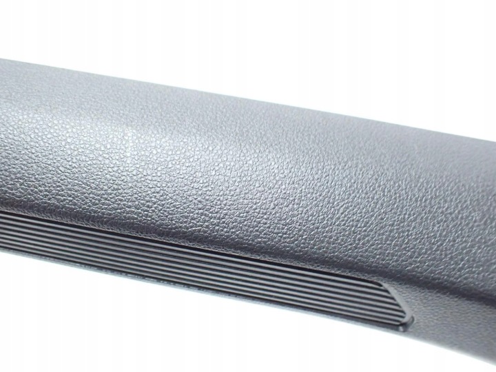 PROTECTION SEUIL MONTANTS GAUCHE 5H0853371B VW GOLF VIII 8 5H 25R