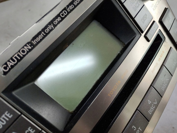 TOYOTA RADIO CD 86120-05130 EUROPE