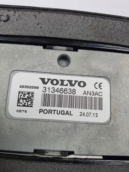 ANTENNE GOUPILLE 019 VOLVO V70 III 31346638