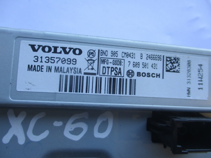 ÉCRAN MONITEUR MONITEUR NAVIGATION RADIO VOLVO XC60 I 31357099