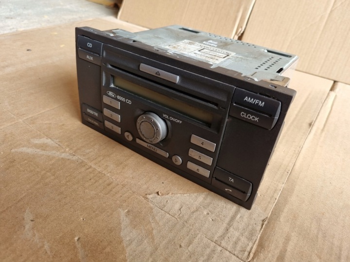 RADIO FORD FOCUS C-MAX 6S6118C815AF