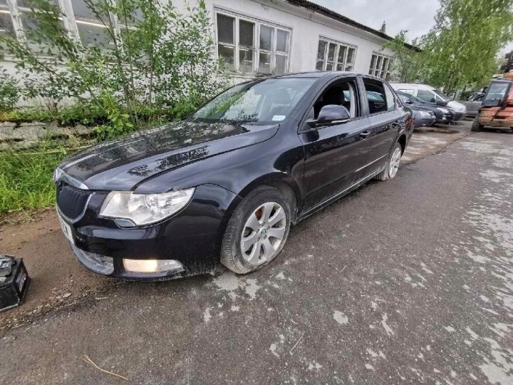 SKODA SUPERB INJECTEUR CARBURANTS 2012 1.8L 06H906036H