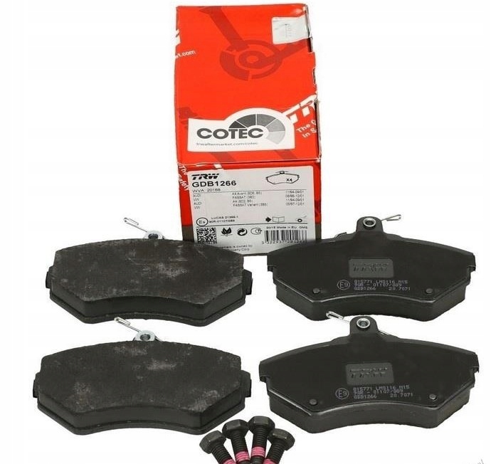 PLAQUETTES FREIN VW DROIT A4- PASSAT 96- 00 SANS CAPTEUR