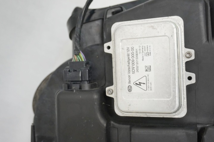 PROJECTEUR DROIT LENTILLE CITROEN C4 PICASSO I