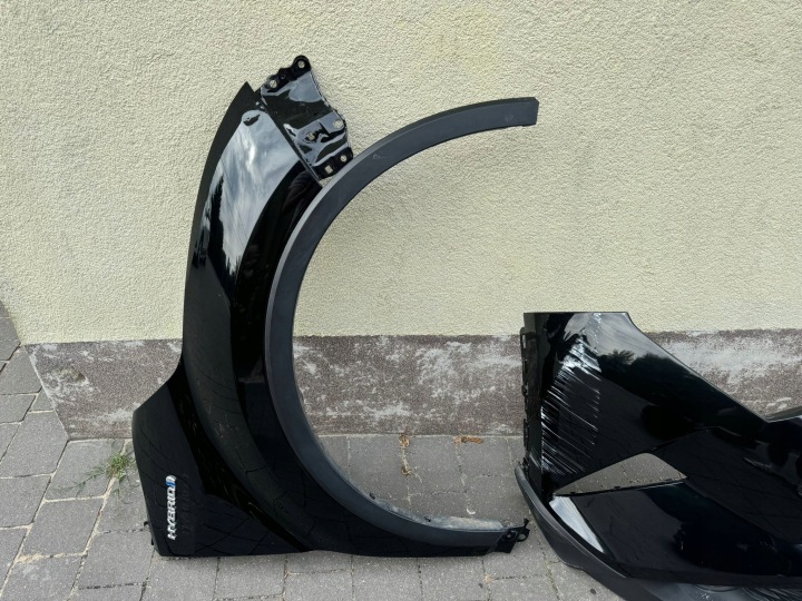 TOYOTA CHR C-HR I 16-19 PARE-CHOCS AILE PASSAGE DE ROUE DROIT AVANT AVANT