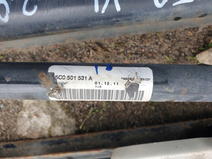 POUTRE ARRIÈRE AXE SUSPENSIONS ARRIÈRE VW JETTA VI BERLINE 2.0 ESSENCE 5C0501531A