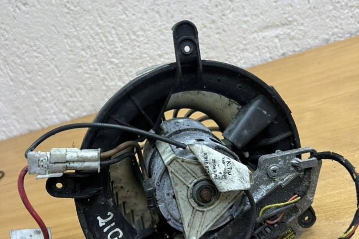 VENTILATEUR RADIATEURS MERCEDES-BENZ E (W210) A2108214651 3.0L DIESEL 130KW