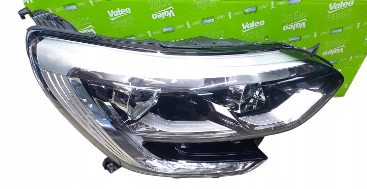 PROJECTEUR DROIT RENAULT MEGANE IV 11.15-05.20 VALEO