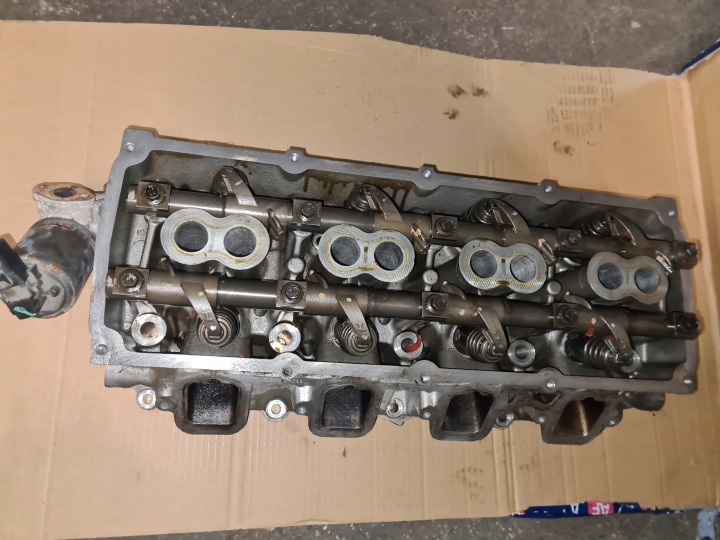 CULASSE SOUPAPES ARBRES DODGE RAM CHRYLSER 300C 5.7 HEMI MDS 05-07 53021616BA