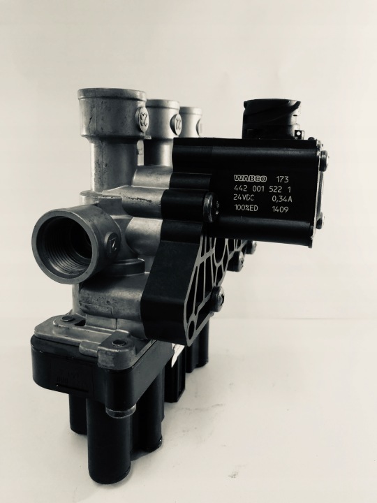SOUPAPE ÉLECTROMAGNÉTIQUE WABCO 472 880 061 0
