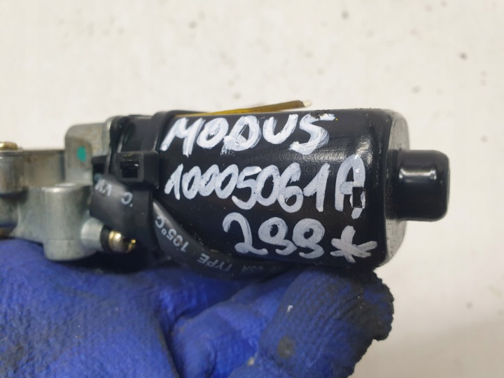 PETIT MOTEUR TOITS RENAULT MODUS 10005061A