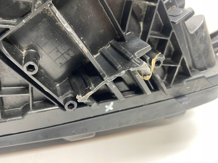 MERCEDES CITAN W420 PHARE GAUCHE GAUCHE AVANT AVANT A4209063800