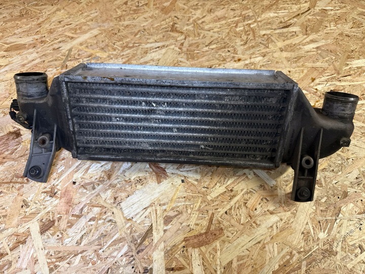 FORD FOCUS 2001 AVEC AVANT RADIATEUR AIR DE CHARGE ÉCHANGEUR AIR-AIR