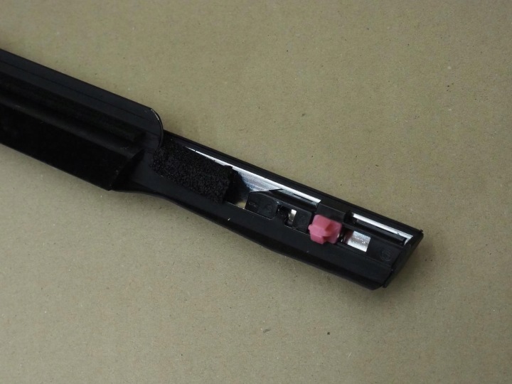 MOULURE RACLOIR PORTES DROIT ARRIÈRE ARRIÈRE 83220-J7010 KIA CEED III NEUF