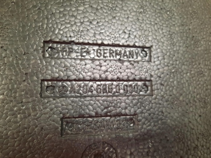 MERCEDES C-KLASA DANS 204 07-14 POLYSTYRÈNE INSERT COUVERCLES DE COFFRE A2046800030