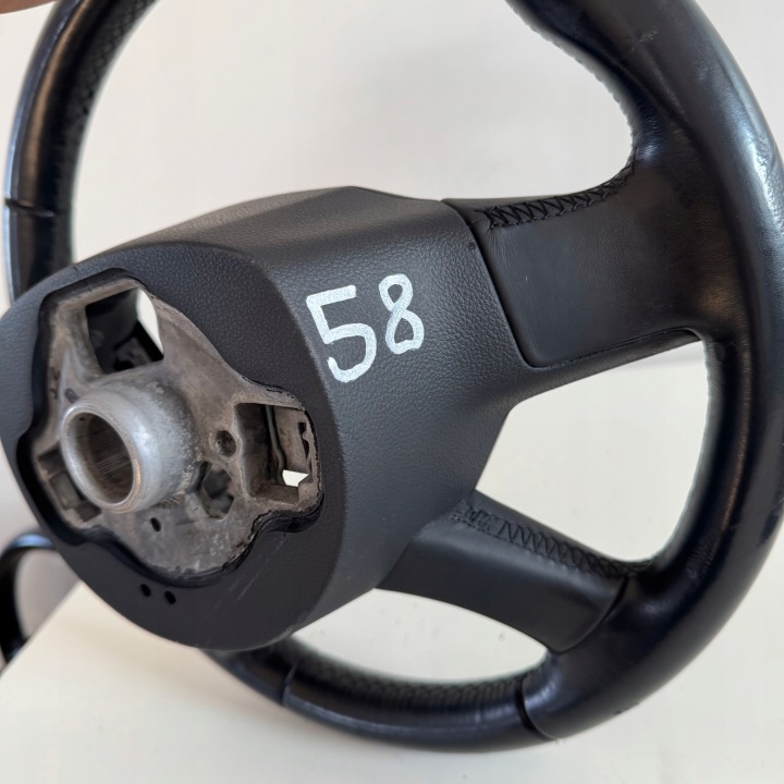 VOLANT MULTIFONCTION SKODA OCTAVIA III 3 5E0419091