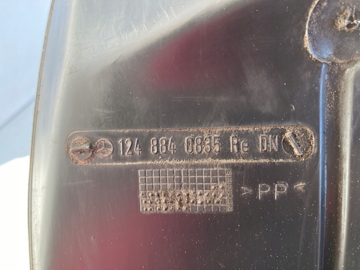 PASSAGE DE ROUE AVANT DROIT DROIT AVANT MERCEDES W124 124 ORIGINAL 1248840835