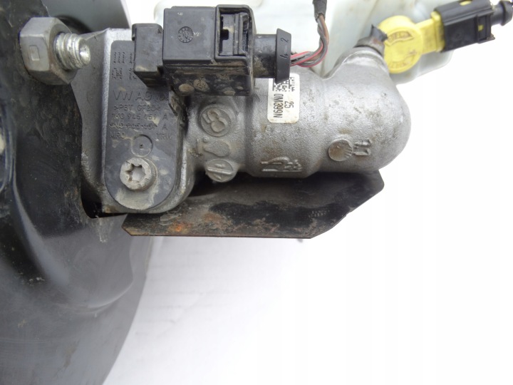 SERVO POMPE DE FREIN VW PASSAT B8 3Q2614105D ORIGINAL