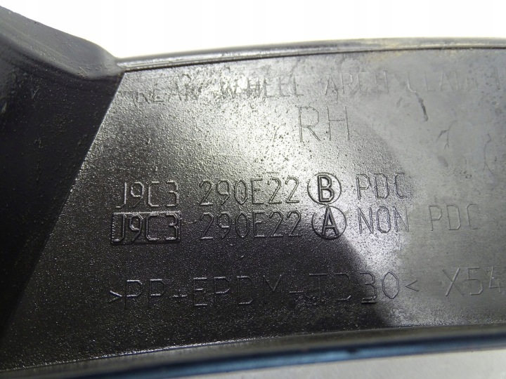 MOULURE GARDE-BOUE DROIT ARRIÈRE JAGUAR E-PACE J9C3290E22B