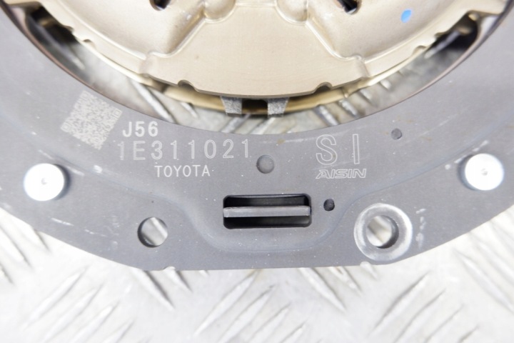 DISQUE ADHÉRENCE TOYOTA YARIS (_P21_) 31270K0012 1.5L HYBRID 85KW 2022