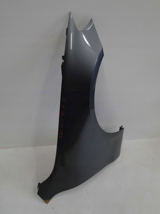 MERCEDES AILE AVANT DROIT GRIS 992 AVANT E CLASSE 213 W213 S213