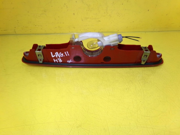 LANTERNE STOP PIED RENAULT LAGUNA II HAYON 8200002496 NR174