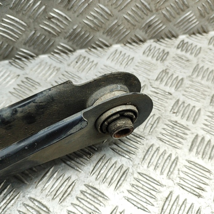 BRAS DE SUSPENSION DROIT ARRIÈRE ARRIÈRE KIA CEED III 17-22 55220-G4AA0