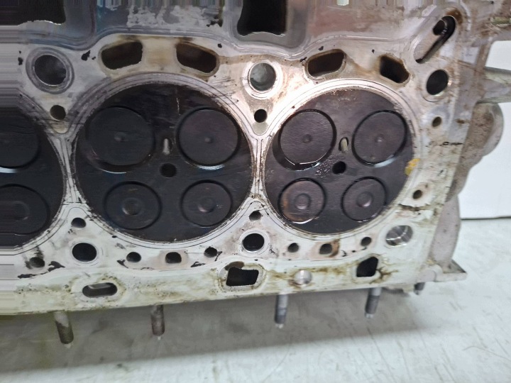 CULASSE 110411748R RENAULT TRAFIC III 2.0 DCI BLUEDCI M9R710 2019-