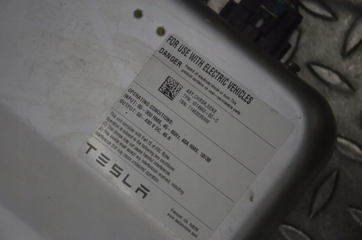 INWENTER TESLA 101496300C ÉLECTRIQUE 2014