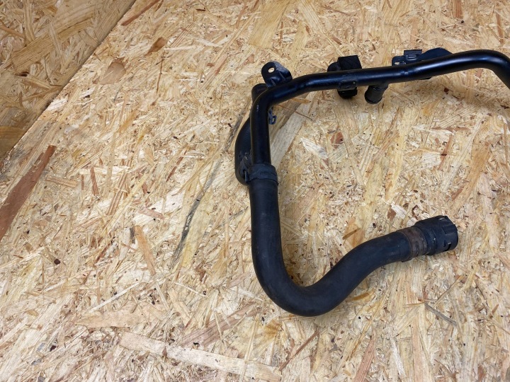 TUYAU TUYAU FIL EAU VW SKODA SEAT AUDI 5Q0121051B 5Q0121064AR
