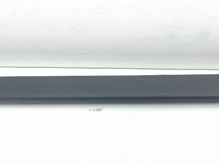 VOLKSWAGEN ID.3 2020 GAUCHE CÔTÉ MOULURE PARE-BRISE AVANT