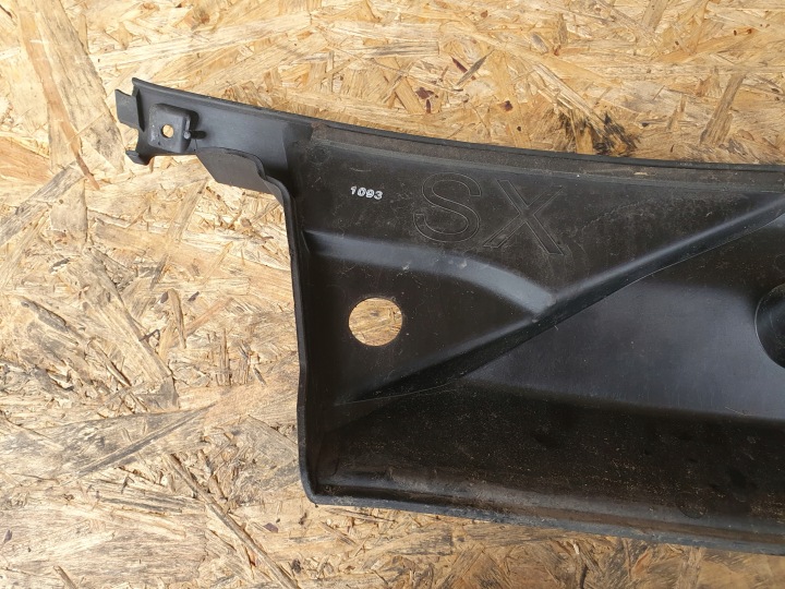 DOUBLURE DE PASSAGE DE ROUE GAUCHE DROIT IVECO DAILY 5801918264 EUROPE
