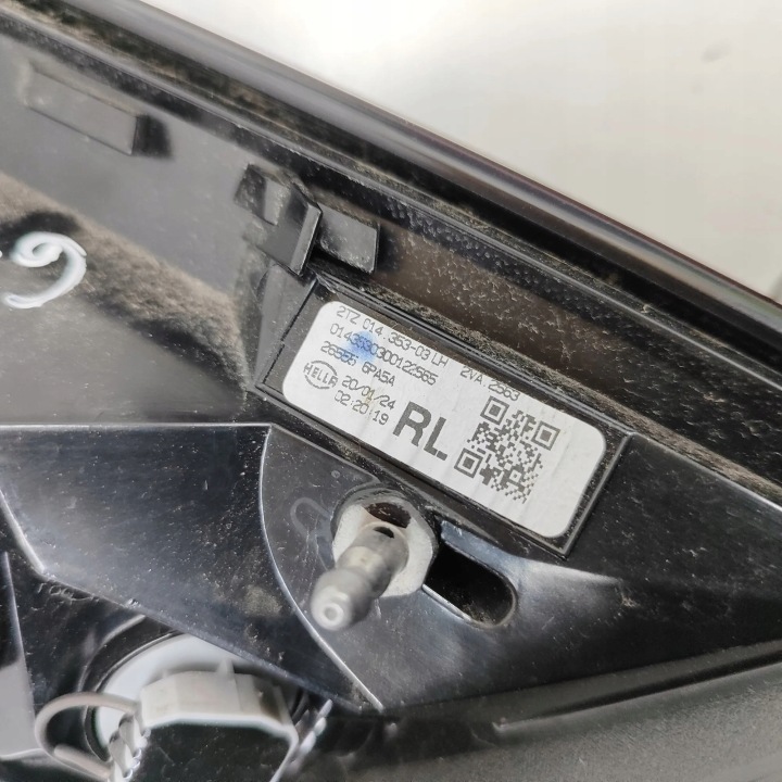 GAUCHE PHARE COUVERCLES DE COFFRE COUVERCLES DE COFFRE NISSAN JUKE (F16) 265556PA5A 27417989 1.0L 86KW