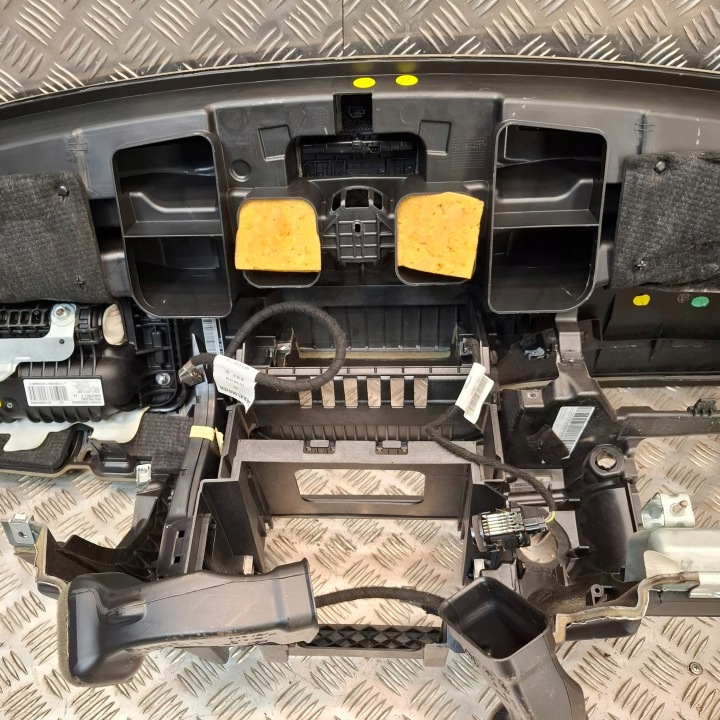 TABLEAU DE BORD COCKPIT MERCEDES-BENZ E T-MODEL (S212) A2126802387