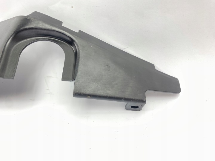 PROTECTION LATÉRALE RADIATEUR DROITE GUIDE D'AIR MERCEDES W124 1246282007